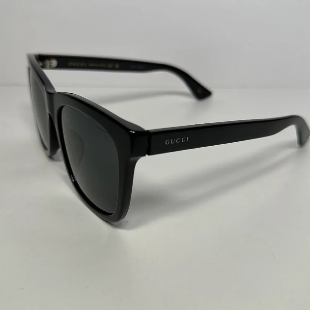 NWT Authentic Gucci Full Rim Rectangle Sunglasses- Black/Smoke - Picture 3 of 8